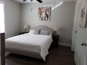 3 bedrooms, iron/ironing board, free WiFi, bed sheets