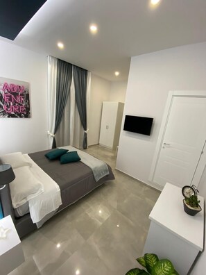 Design-Zimmer, Meerblick | Minibar, Schreibtisch, schallisolierte Zimmer, Babybetten