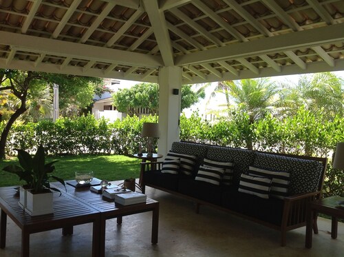 RENT HIGH LUXURY HOUSE AND VERY PRIVACY