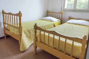 3 habitaciones y ropa de cama 