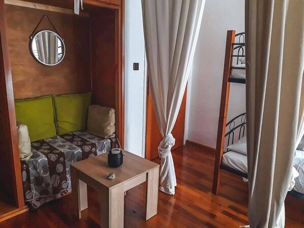 2 bedrooms, WiFi