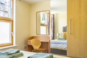 2 Schlafzimmer, Bügeleisen/Bügelbrett, Internetzugang