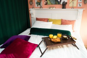 1 bedroom, in-room safe, desk, soundproofing