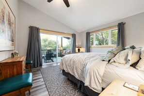 4 Schlafzimmer, Bügeleisen/Bügelbrett, WLAN, Bettwäsche