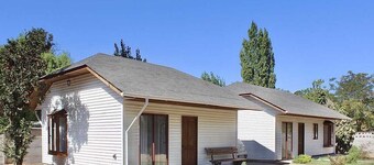 cabaña en el campo, cerca de viñas, restaurant, en 2. 7 km del centro. ciudad