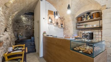 Free daily local cuisine breakfast