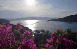 Beach - Medieval rustic with garden and wonderful sea view (Portovenere)