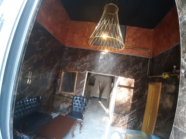 Interior entrance - Suit ON6 (Bursa)