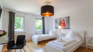 2 bedrooms, iron/ironing board, WiFi, bed sheets