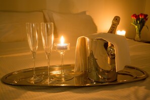 1 chambre, fer et planche Ă repasser, Wi-Fi, literie fournie