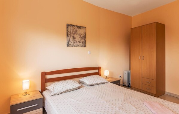 2 habitaciones, wifi gratis y ropa de cama