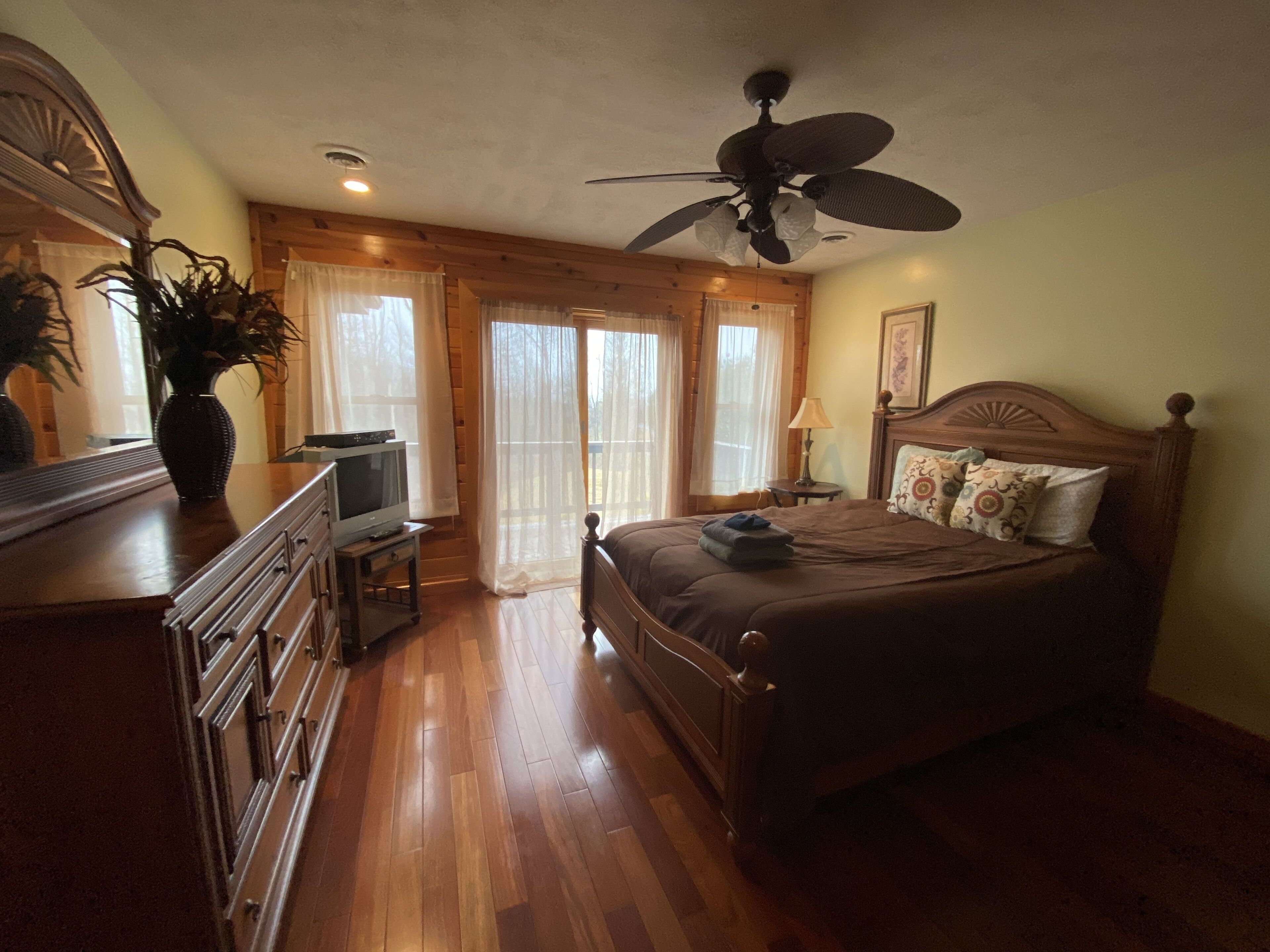 6 間睡房、熨斗/熨衫板、Wi-Fi、床單