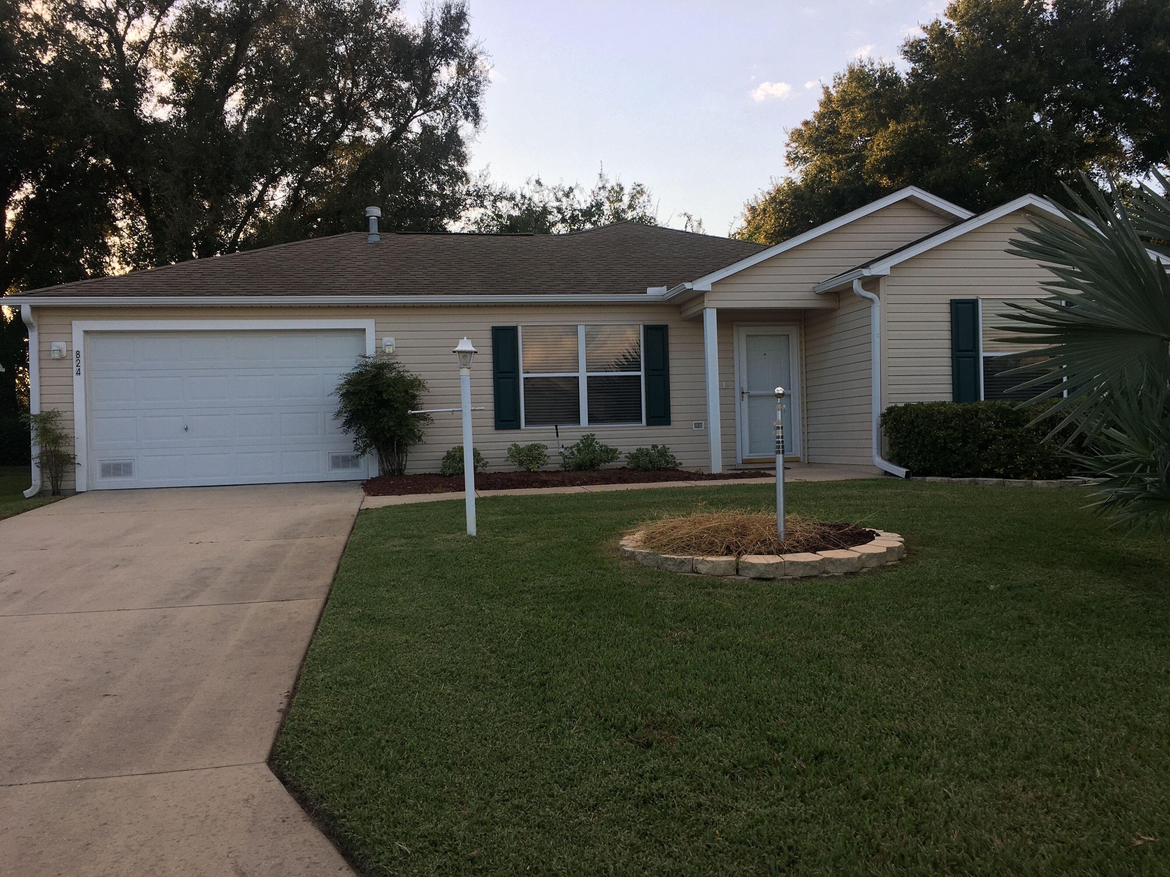 Huge, Private Backyard & Open, Spacious Floor Plan - 10 mins from Sumter