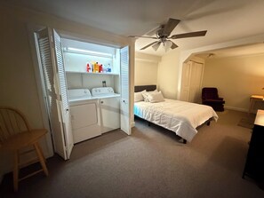 1 chambre, bureau, fer et planche à repasser, Wi-Fi gratuit