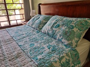 2 chambres, bureau, fer et planche à repasser, Wi-Fi gratuit