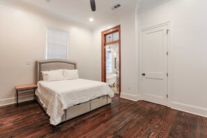 5 Schlafzimmer, Bügeleisen/Bügelbrett, WLAN, Bettwäsche