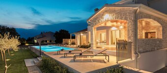 Gorgeous home in Sveti Lovrec with WiFi