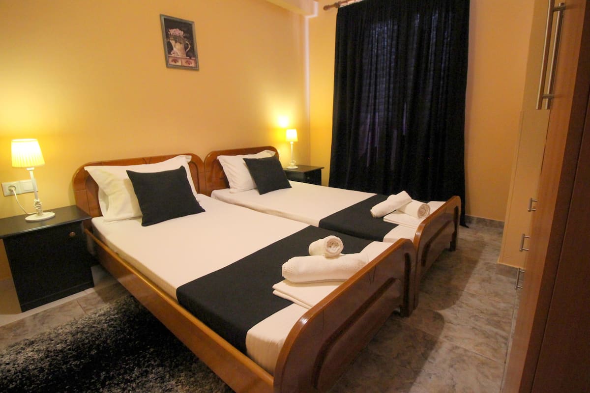 Departamento básico | 1 habitación, sábanas italianas Frette y ropa de cama de alta calidad