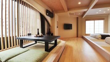 Egyptian cotton sheets, premium bedding, pillow-top beds