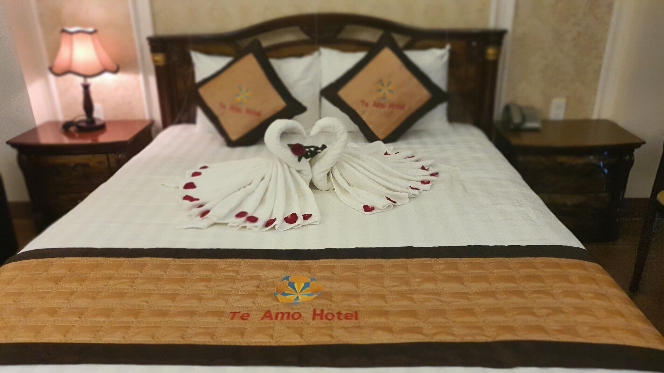 standard double room | 1 bedroom, minibar, in-room safe, individually furnished