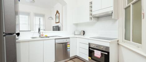 公寓 | 私人厨房 | 冰箱、微波炉、烤箱、炉灶