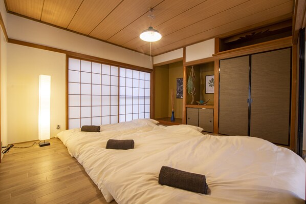 Maison, 5 chambres | 5 chambres, bureau, Wi-Fi gratuit