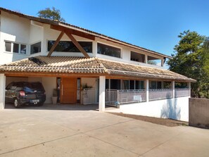 Exterior - Small farm in Alphaville (Parque Jaguari (Fazendinha))