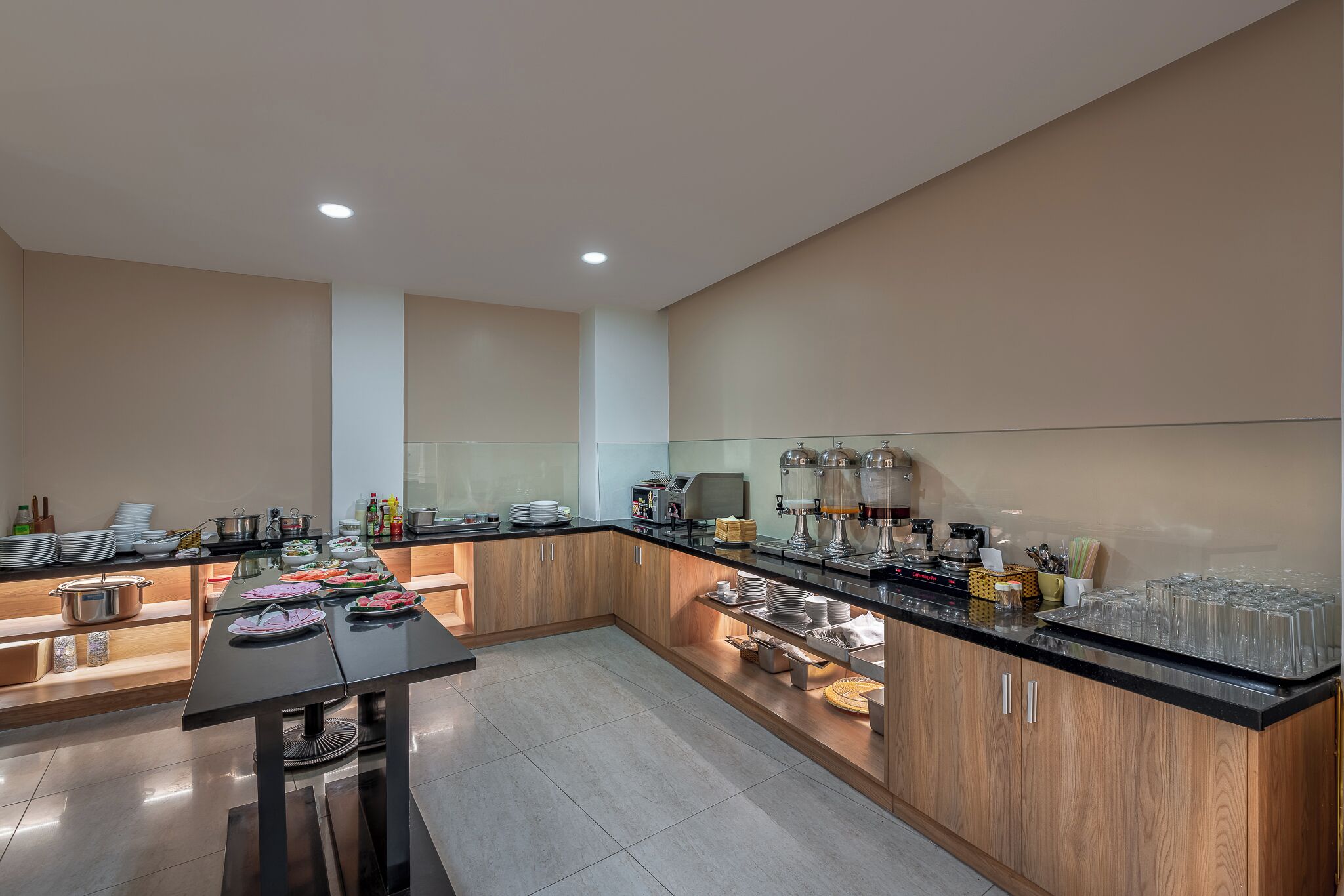 Foto - SAZI RESIN HOTEL - Free Nails HairWash