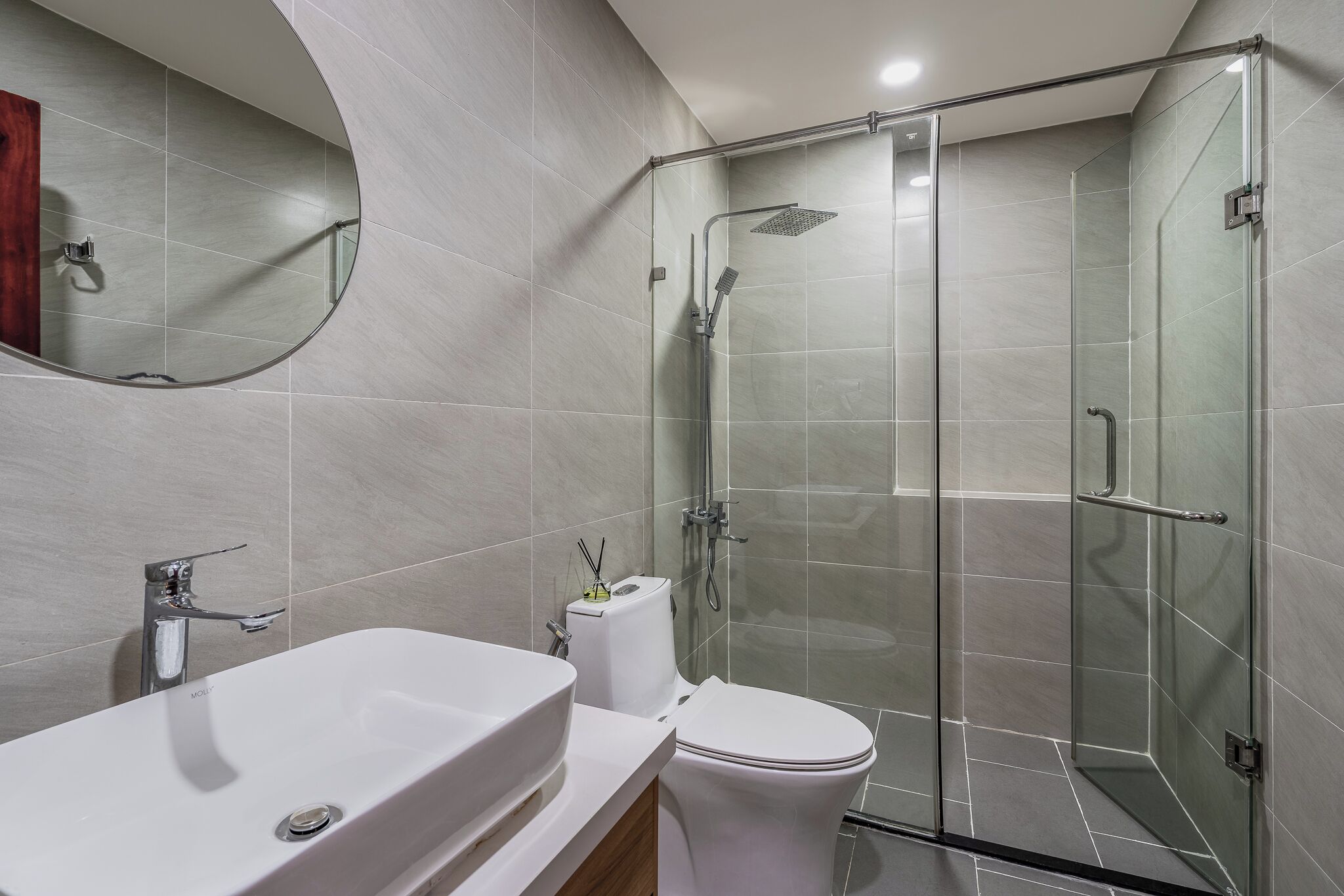 Foto - SAZI Resin Hotel - Free Nails/HairWash
