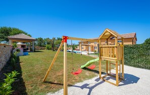 Children’s area - Beautiful home in Savicenta with sauna (Savicenta)