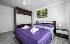 5 Schlafzimmer, kostenloses WLAN, Bettwäsche