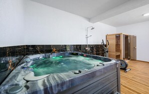 Interior - Beautiful home in Savicenta with sauna (Savicenta)