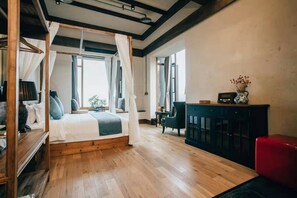 Klassieke tweepersoonskamer | Verduisterende gordijnen, een strijkplank/strijkijzer, gratis wifi