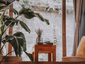 Tweepersoonskamer | Verduisterende gordijnen, een strijkplank/strijkijzer, gratis wifi