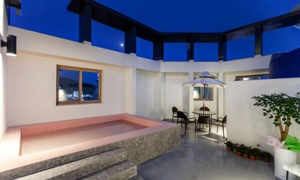 Penthouse | Individueel gedecoreerd, individueel gemeubileerd, gratis wifi