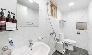 Large Studio | Bathroom | Shower, free toiletries, hair dryer, bathrobes - YAJA Hotel Tongyeong Ferry Terminal Branch (Tongyeong)