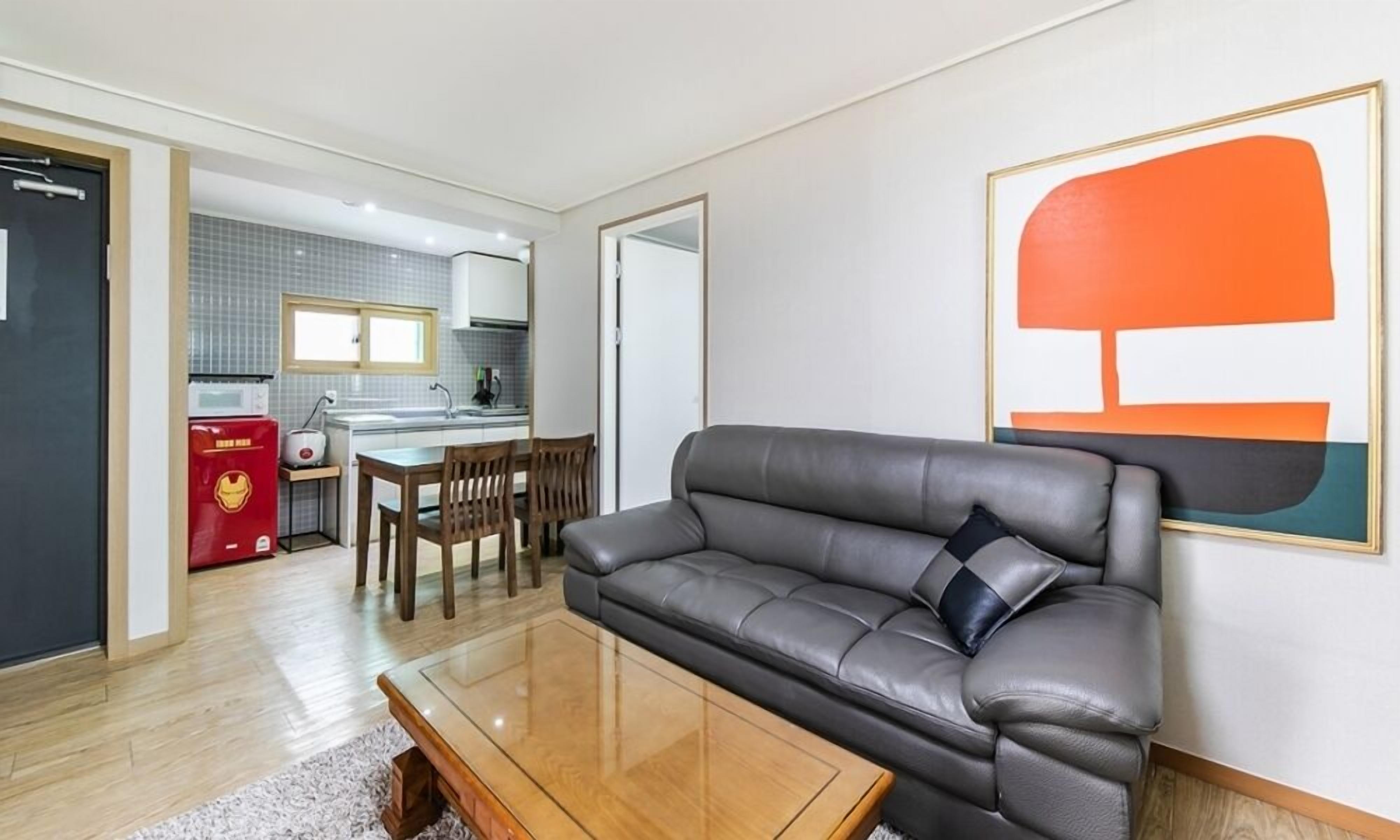 頂樓客房 | 獨特裝潢、布置獨特、免費無線上網、床單