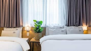 Deluxe Twin Room | Individually decorated, individually furnished, free WiFi, bed sheets