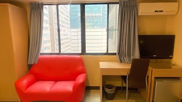 Comfort Triple Room | Iron/ironing board, free WiFi, bed sheets