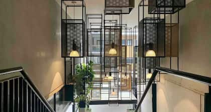 BOUTIQUE WAREHOUSE 2BD APT - KING BED - RESTAURANTES IMPRESIONANTES DE KINGSTON CAFES