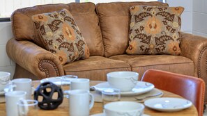 Smart TV - Castlereagh Lodge Motel (Coonamble)