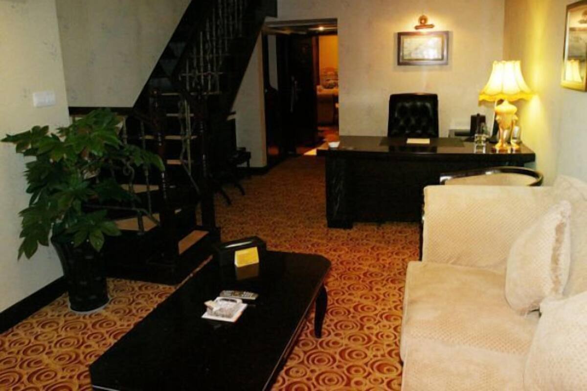 Pillow-top beds, in-room safe, desk, blackout curtains