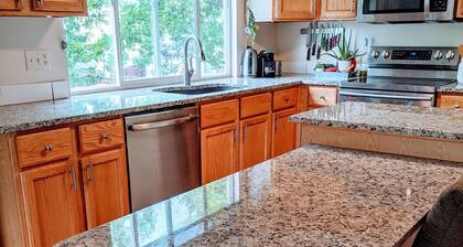 Secret Garden Patio Home with fabulous location