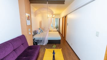 Apartment | 4 bedrooms, free WiFi