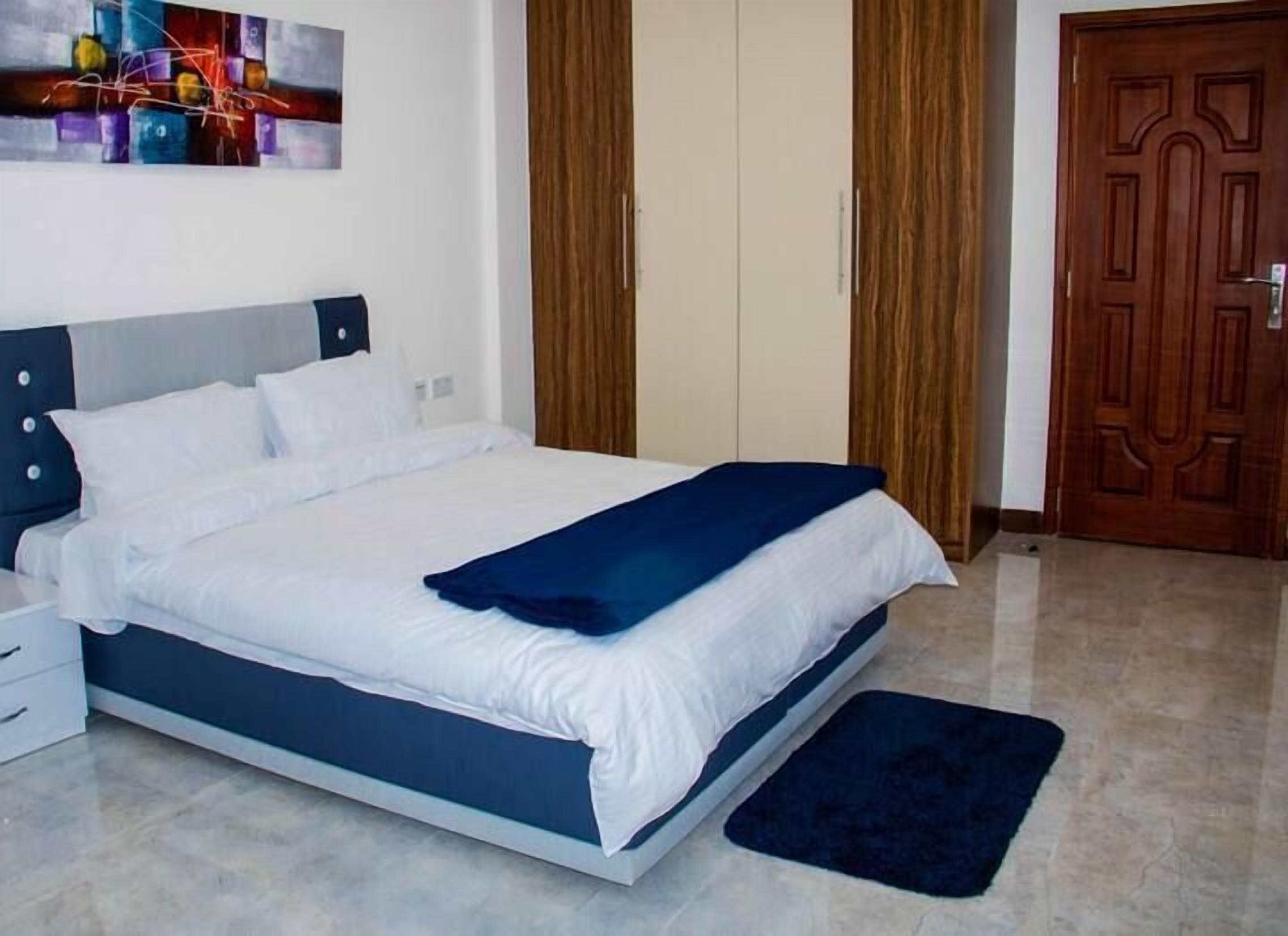 Suite – executive