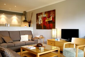 Living room - Sereno Resort (Urangan)