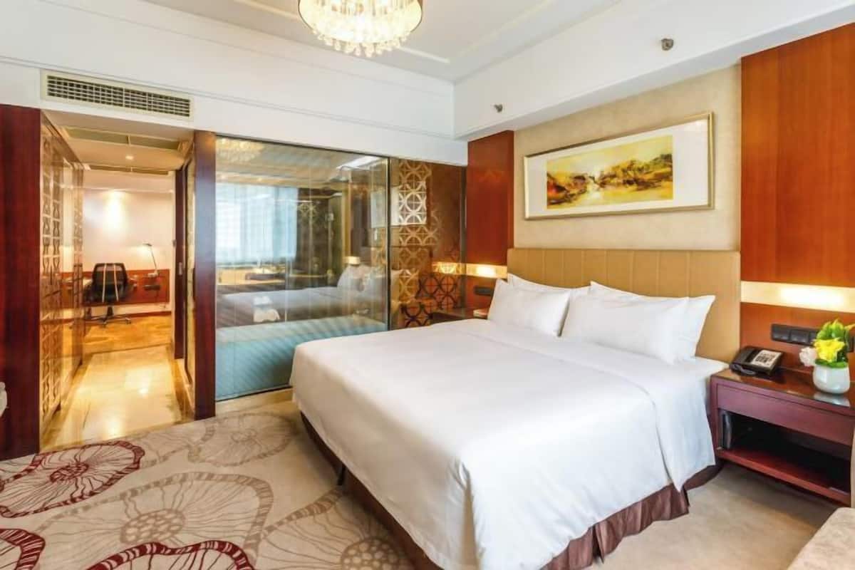 1 habitación, minibar y caja de seguridad en la habitación