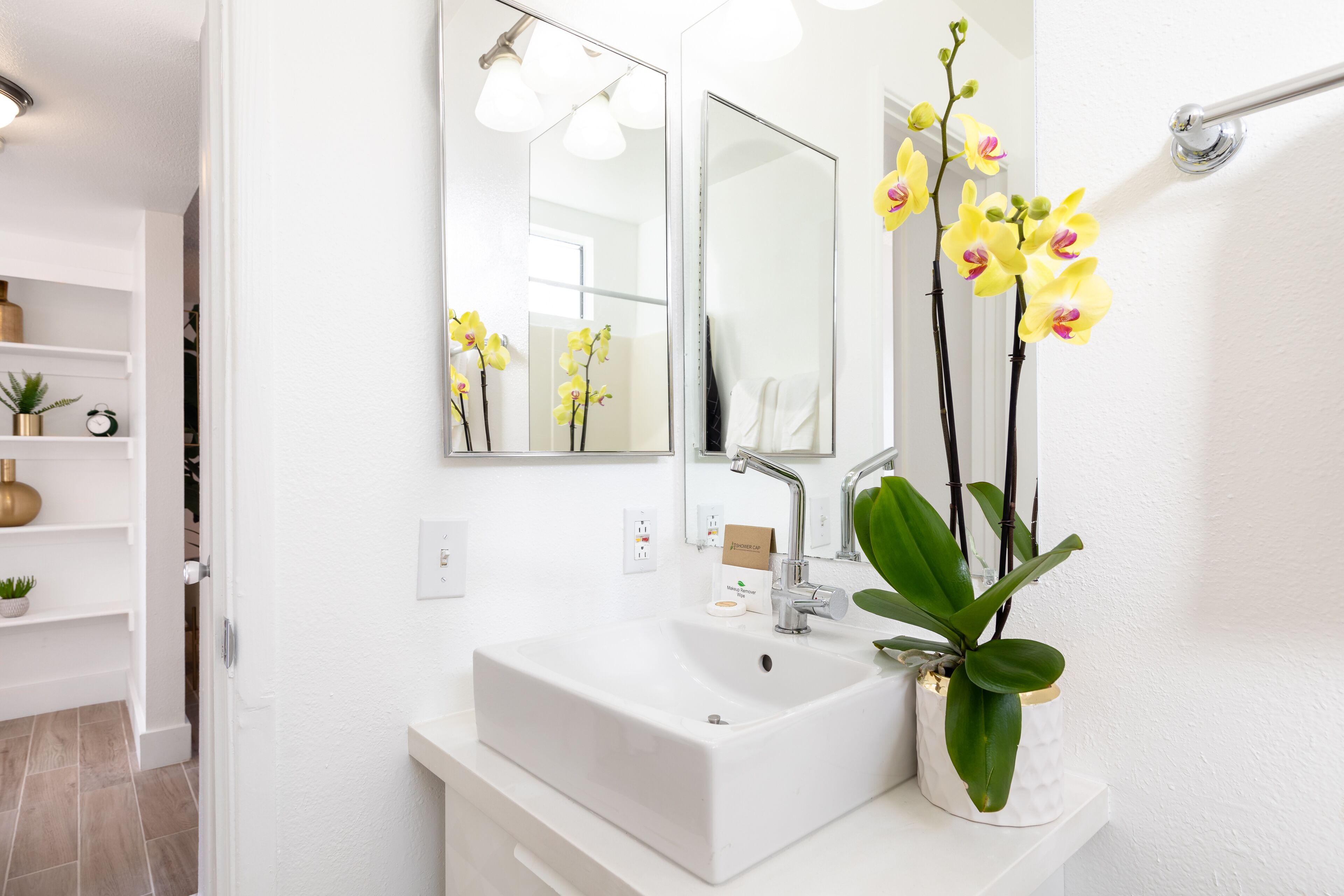 Combined shower/tub, hair dryer, towels, soap