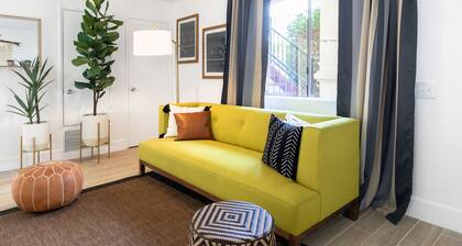 Chez Jardin # 5, Desert Gem, Apartamento recientemente amueblado