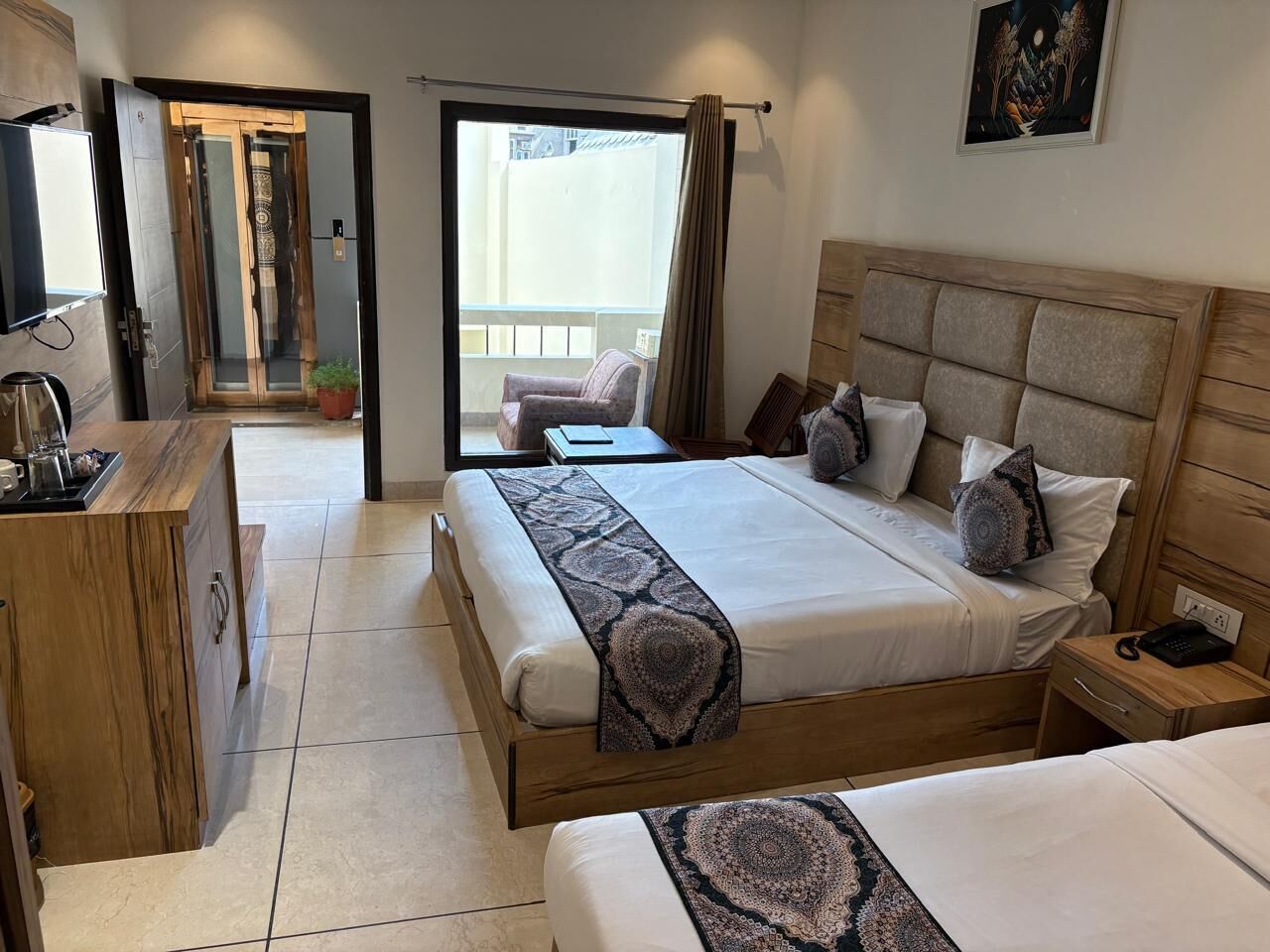 Family Quadruple Room | Premium bedding, memory foam beds, desk, laptop workspace